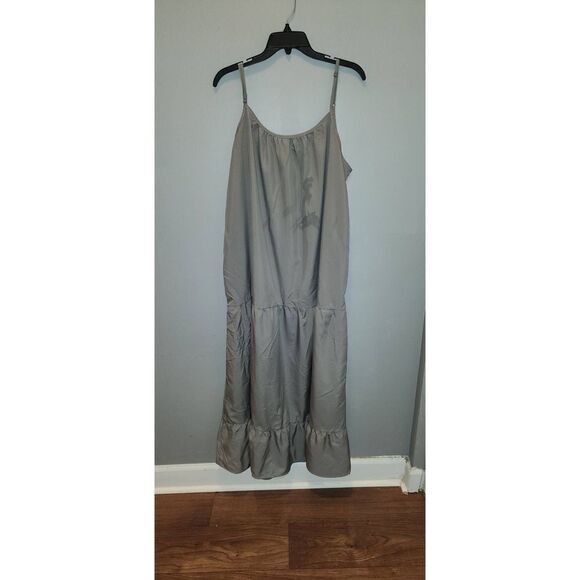Vonda Maxi Dress  - Picture 1 of 4